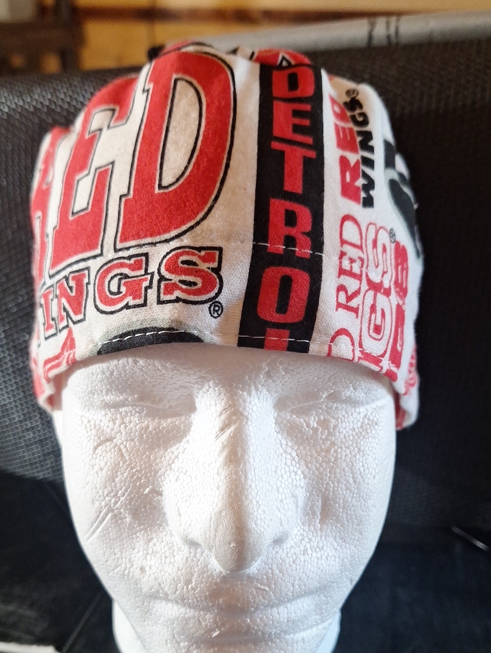 Detroit Red Wings Red & White Sports Beanie